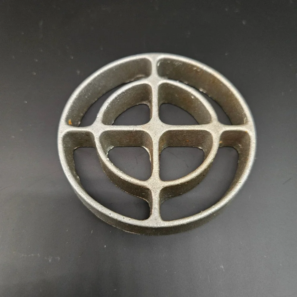 Vintage Nordic Ware Double Rosette and Timbale Iron‎ Set No 210B Cast Aluminum